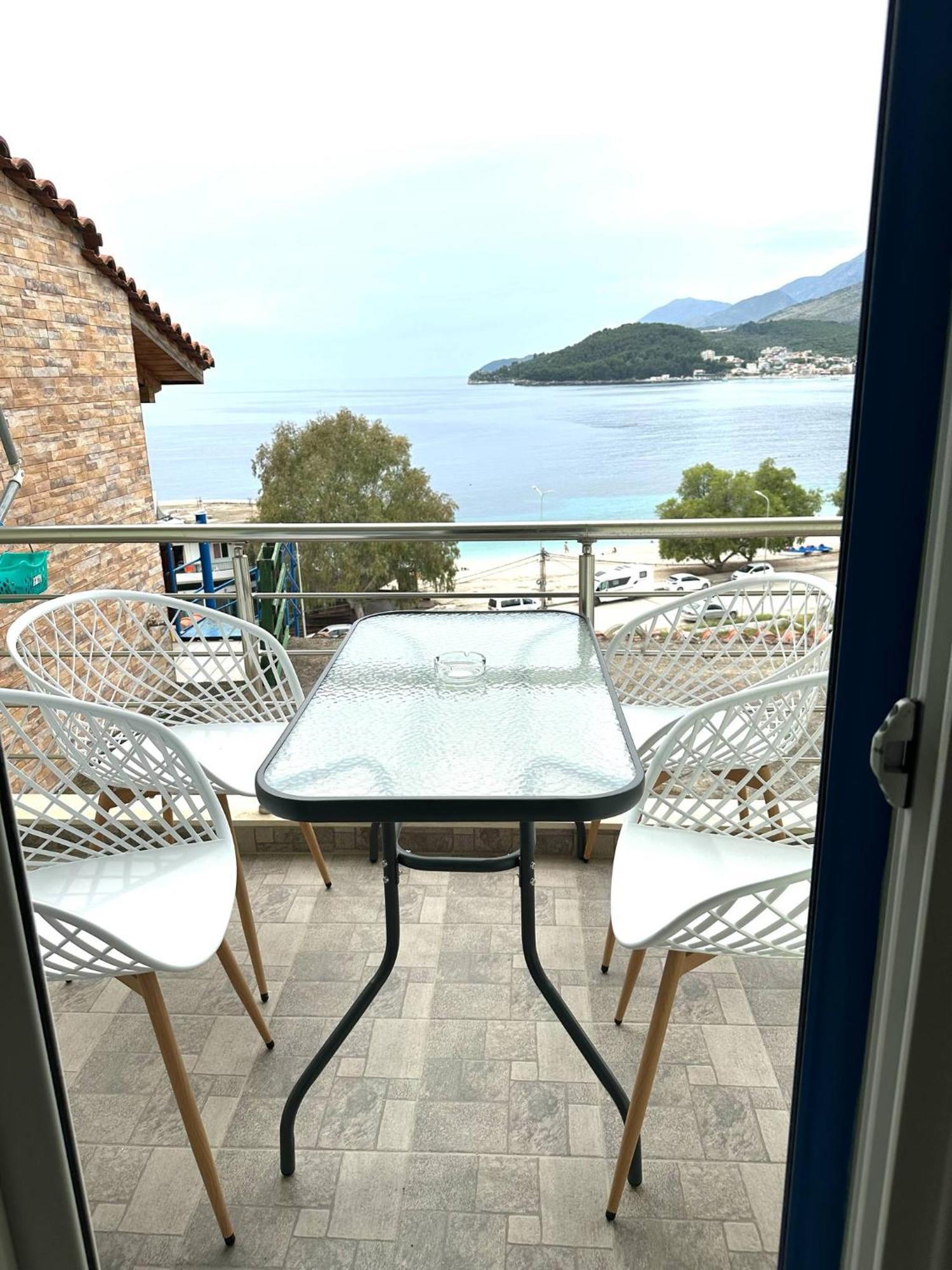 Rooms With View Himare Quarto foto