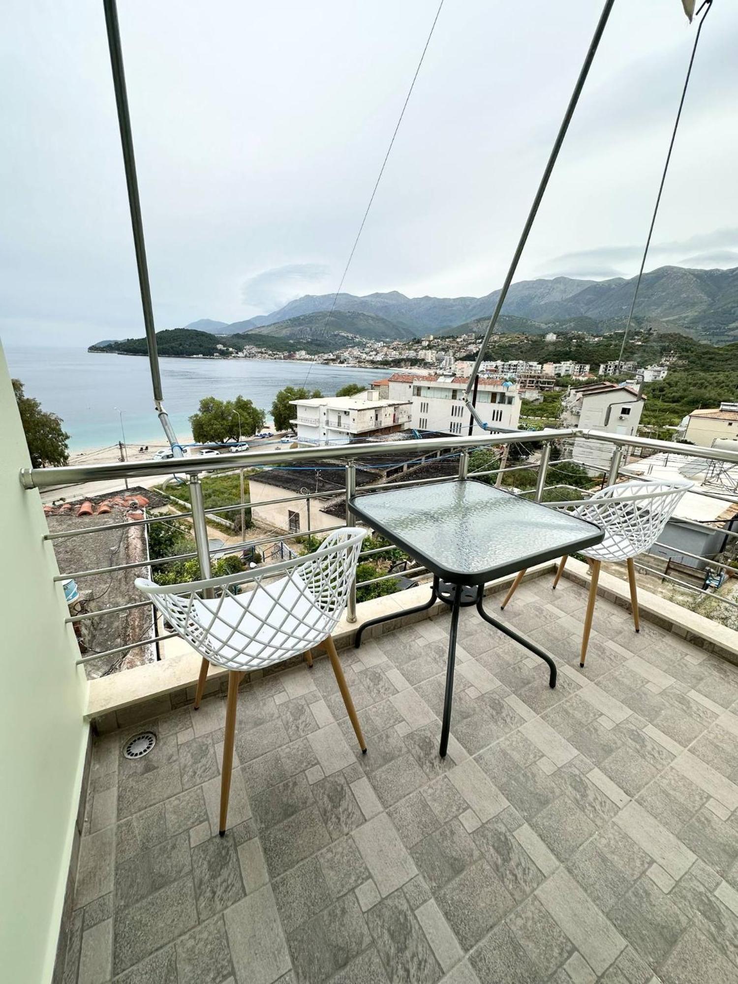 Rooms With View Himare Quarto foto