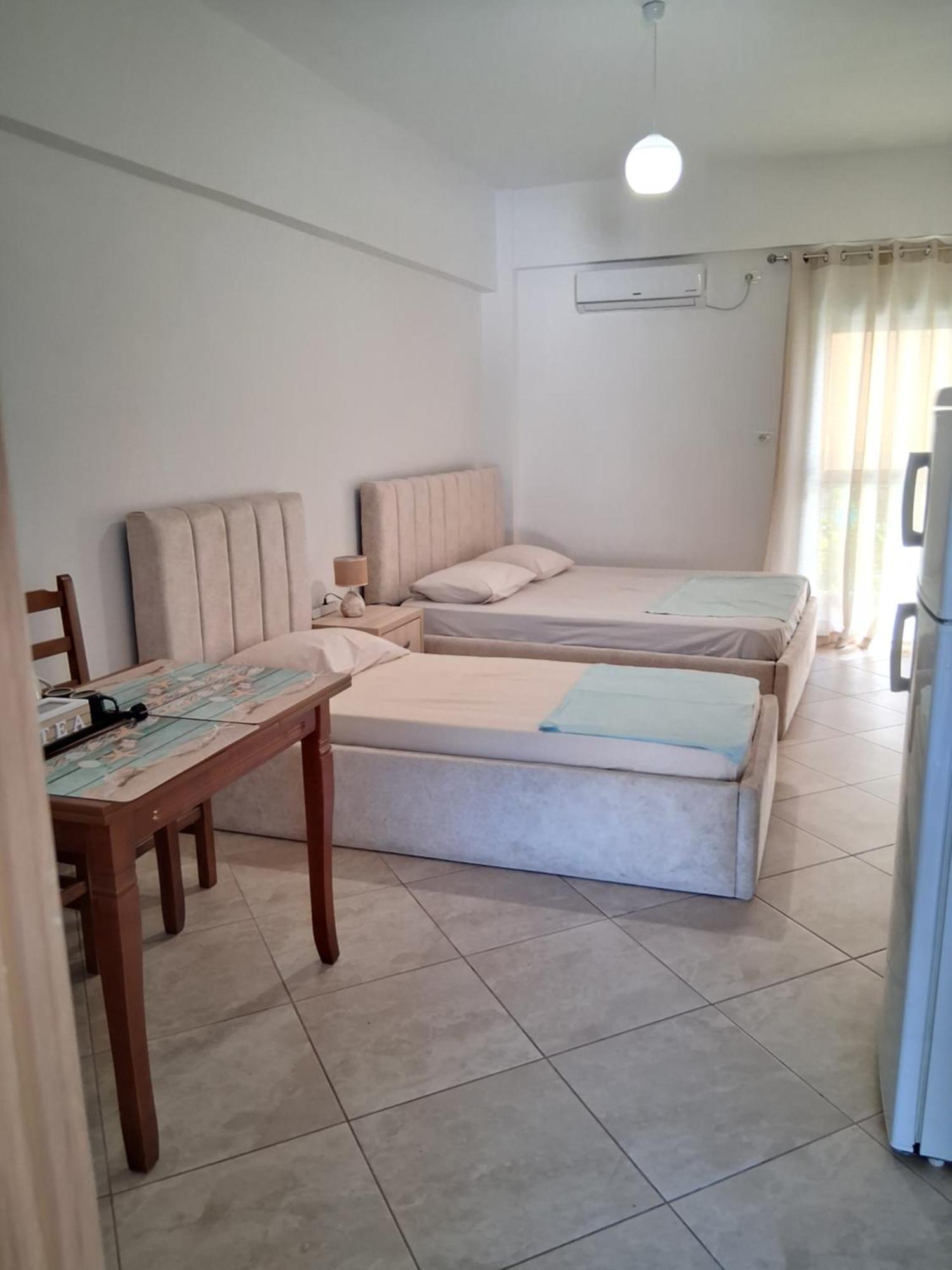 Rooms With View Himare Quarto foto