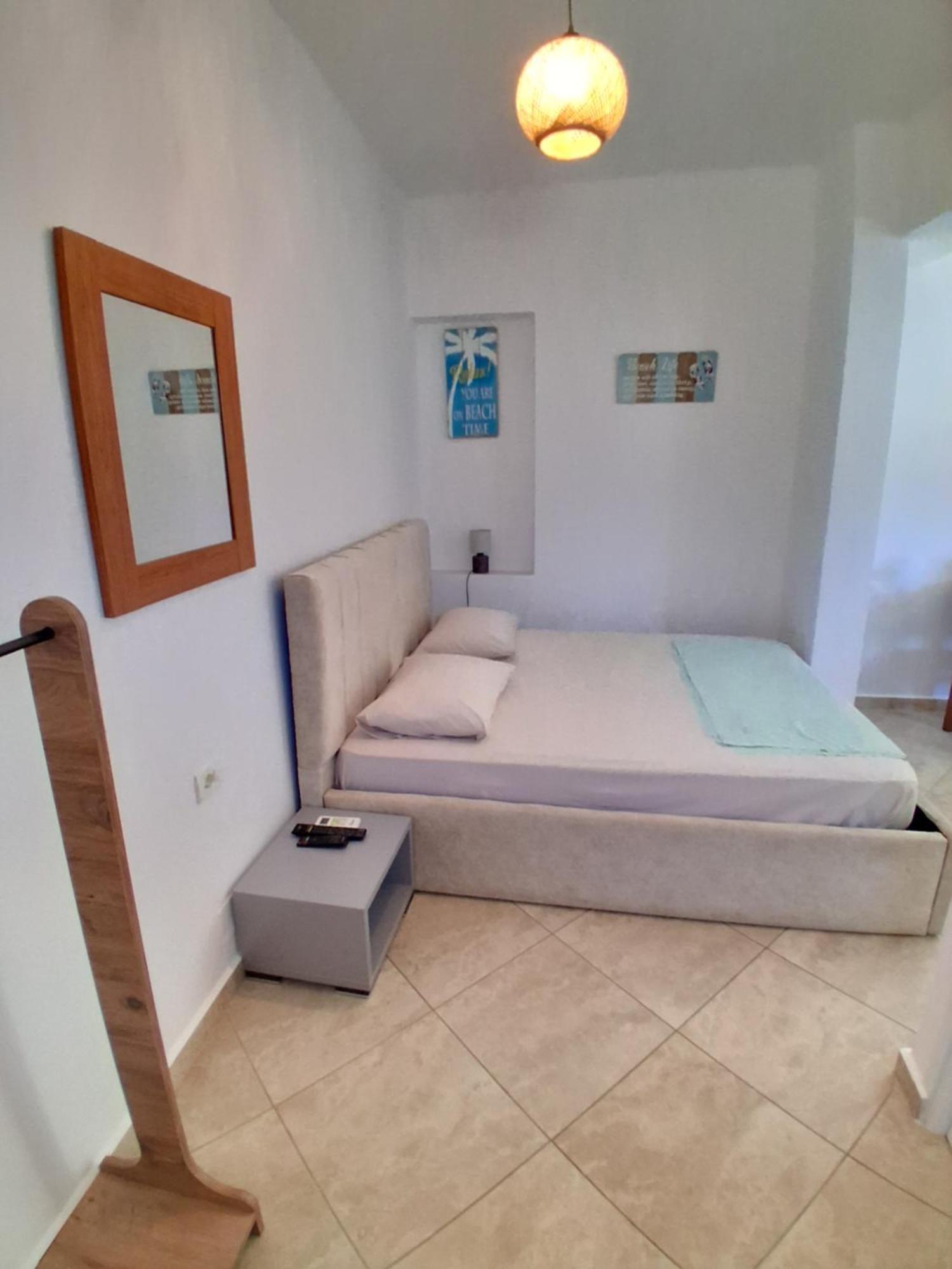 Rooms With View Himare Quarto foto