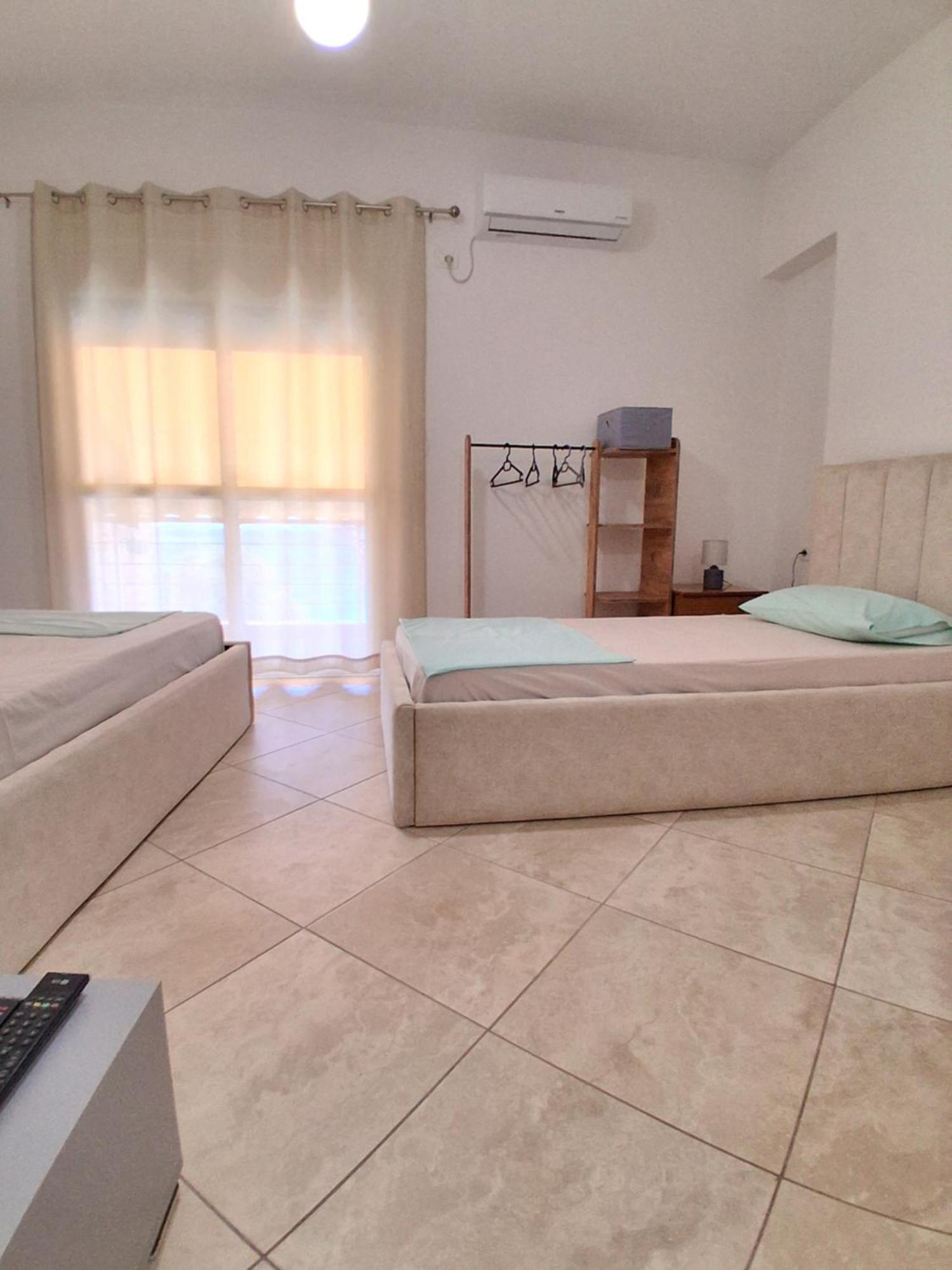 Rooms With View Himare Quarto foto