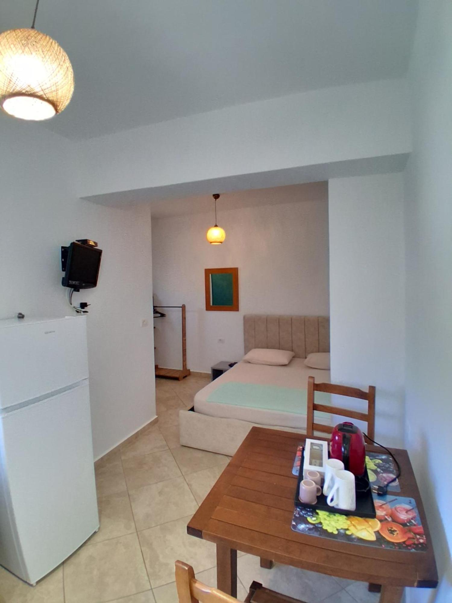 Rooms With View Himare Quarto foto